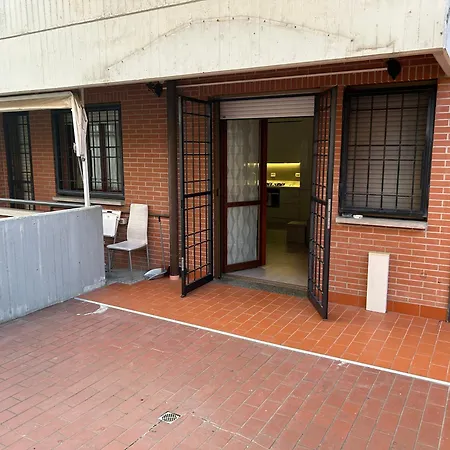 Apartment Garden - Self Check- In Bologna